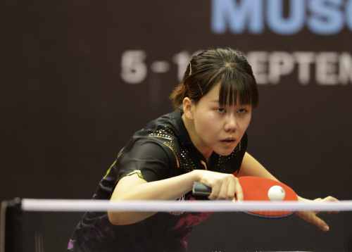 而是与她在 而是与她在